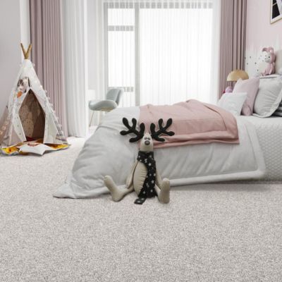 soft plush carpets in a kids Turlock bedroom